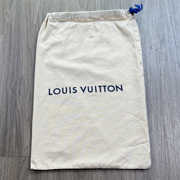 Louis Vuitton Cream Dust Bag with Blue Lace - Picture 1 of 2